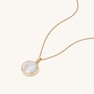 Mejuri Mother Of Pearl Locket and Chain